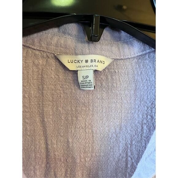 Lucky Brand light purple button up blouse size small - Picture 2 of 4